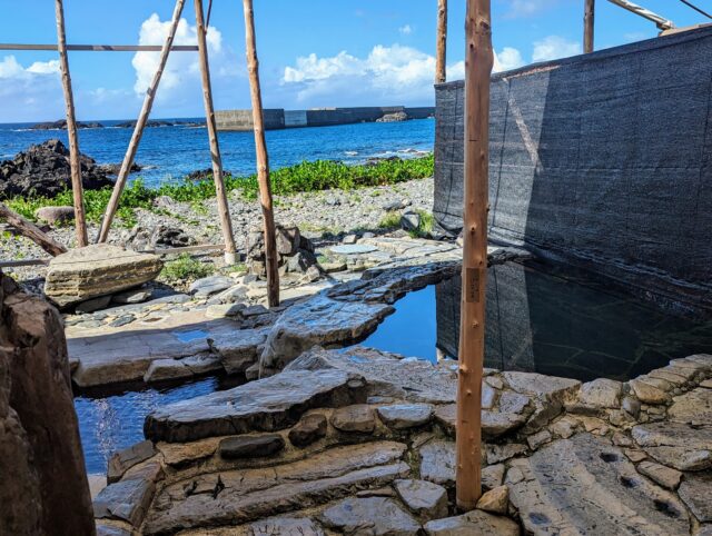 屋久島　湯泊まり温泉（女性側）